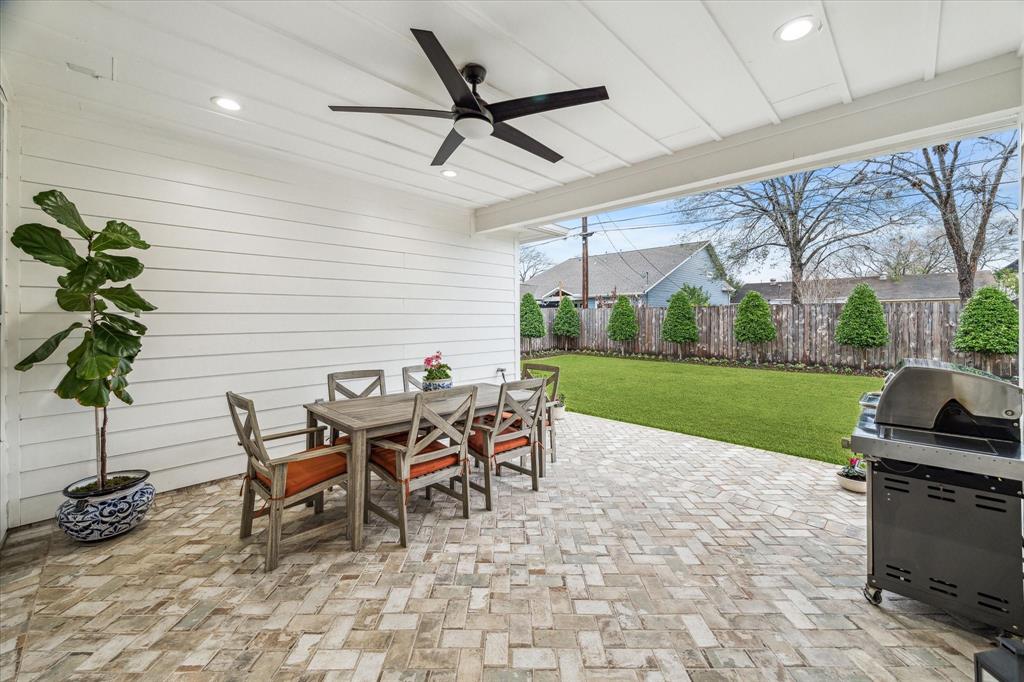 1810 Chantilly Lane, Houston, Texas image 25