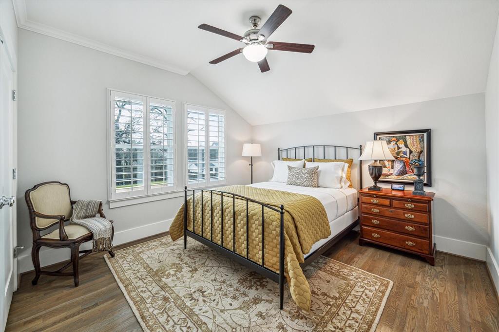 1810 Chantilly Lane, Houston, Texas image 20