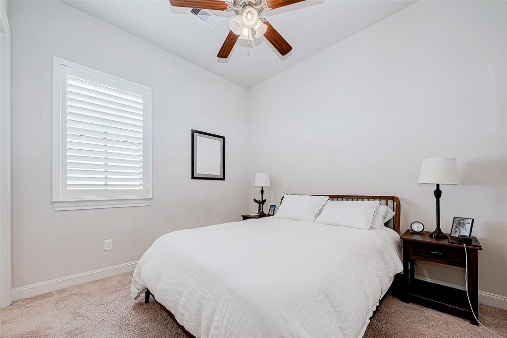 Houston, Texas 77007, United States, 3 Bedrooms Bedrooms, ,4 BathroomsBathrooms,Residential,Active,23168