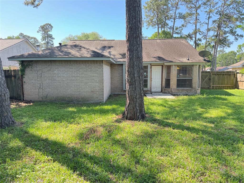 6907 Foxfield Lane, Humble, Texas image 21