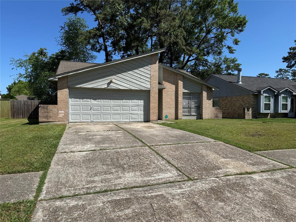 6907 Foxfield Lane, Humble, Texas image 22