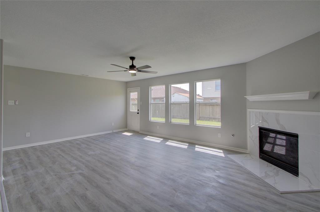 11623 Silent Elm Street, Houston, Texas image 5