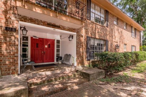 Photo of 818 University Avenue #8, Huntsville, TX 77320 (MLS # 80607354)