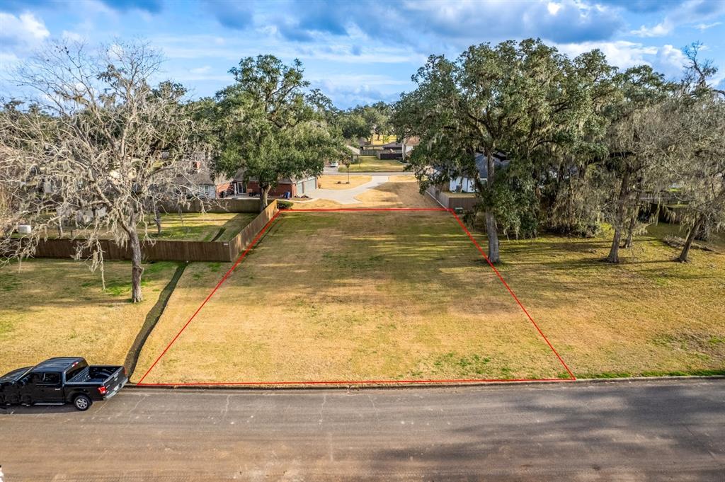 O Pecan Valley Drive, West Columbia, Texas image 4