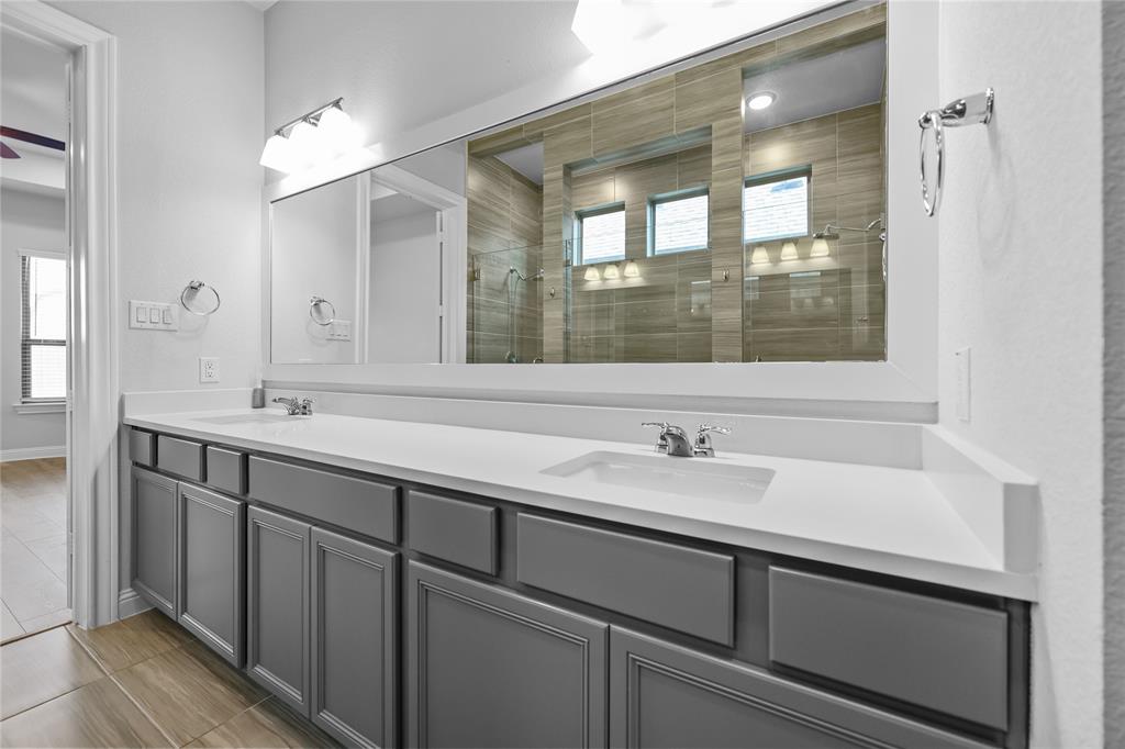4325 Victoria Pine Drive, Spring, Texas image 22