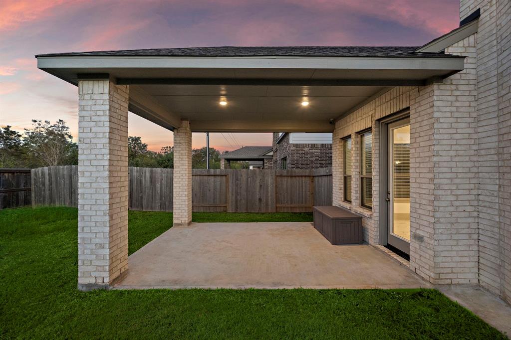 3306 Willow Fin Way, Richmond, Texas image 38
