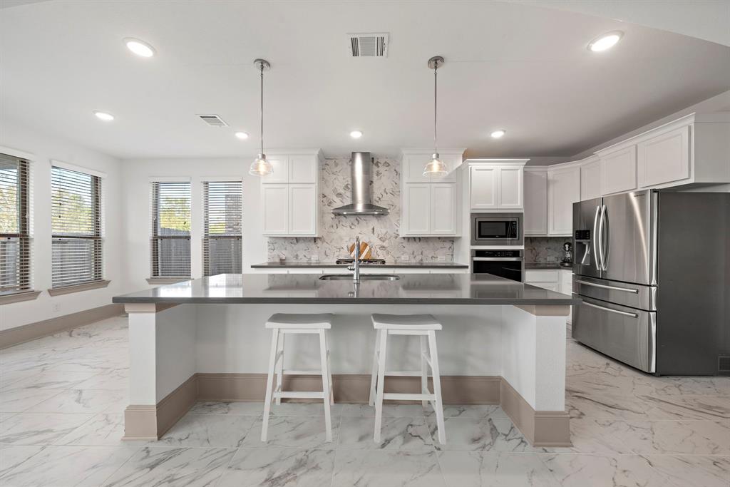 3306 Willow Fin Way, Richmond, Texas image 3