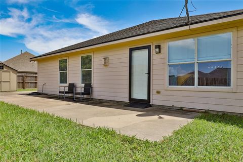 A home in Clute