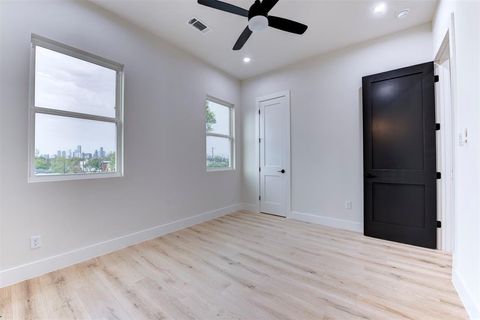listing image 30