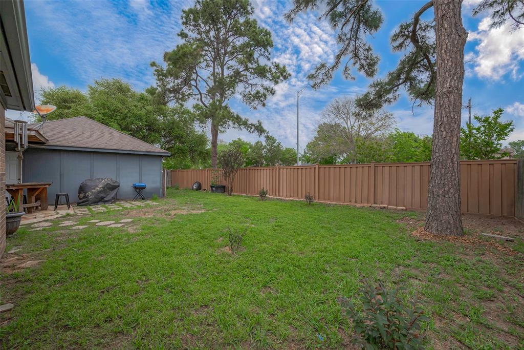 15610 Township Glen Lane, Cypress, Texas image 46