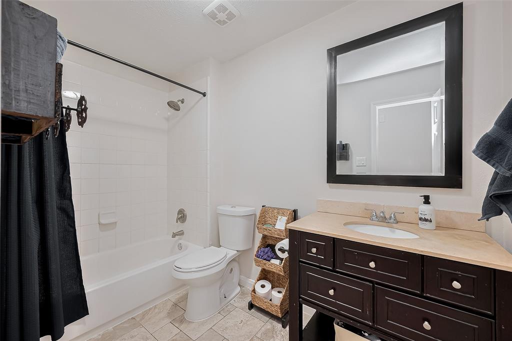 15610 Township Glen Lane, Cypress, Texas image 39