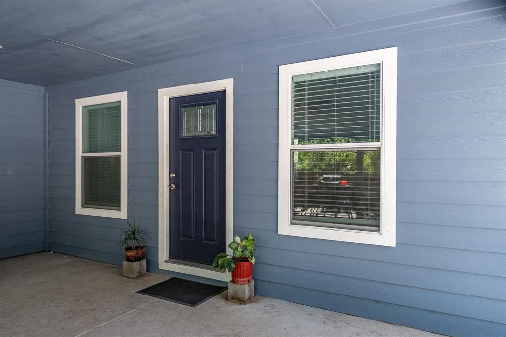 26752 Diamond Square