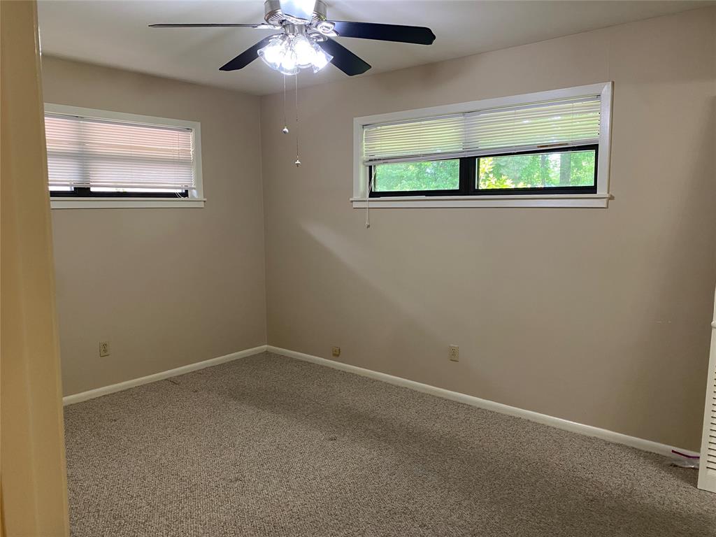 613 Willow Bend Drive, Lufkin, Texas image 10