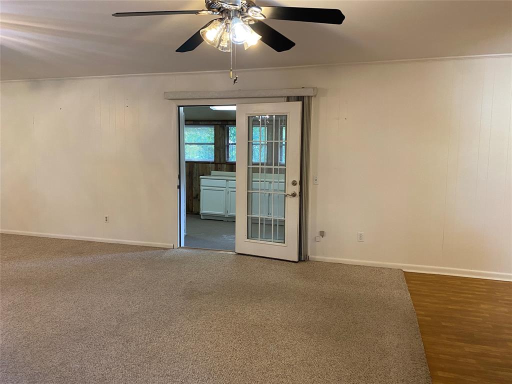 613 Willow Bend Drive, Lufkin, Texas image 5