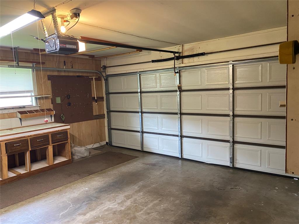 613 Willow Bend Drive, Lufkin, Texas image 29
