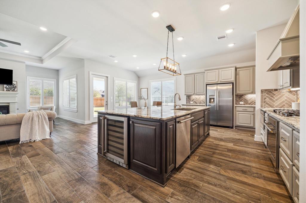 18111 Rainwater Creek Lane, Cypress, Texas image 13
