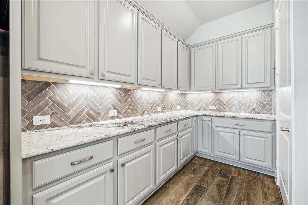 18111 Rainwater Creek Lane, Cypress, Texas image 15