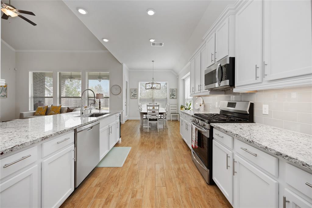 15014 Ruby Garden Lane, Conroe, Texas image 20