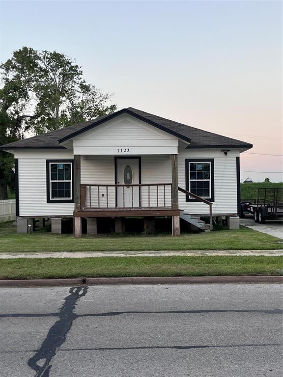 1122 W 2nd Street, Freeport, Texas image 1