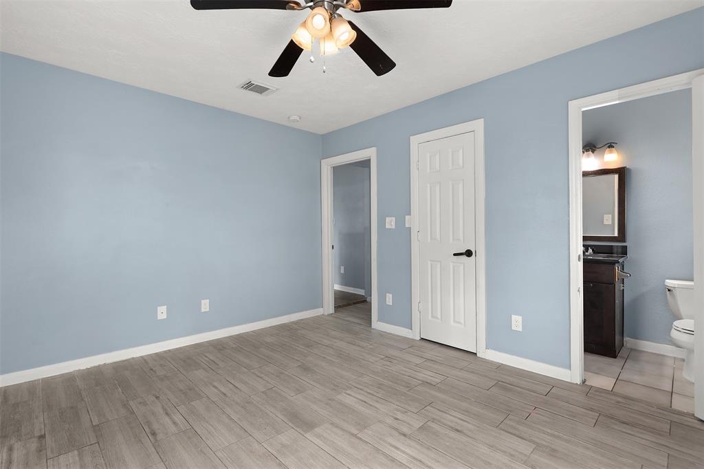 3702 Bayou Circle, Dickinson, Texas image 9