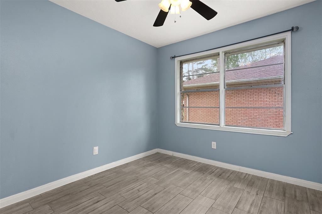 3702 Bayou Circle, Dickinson, Texas image 17