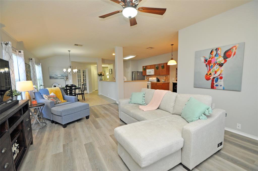 5806 Spring Sunrise Drive, Richmond, Texas image 15