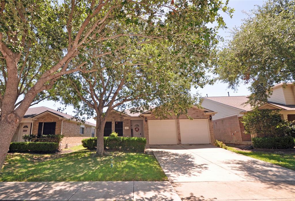 5806 Spring Sunrise Drive, Richmond, Texas image 33