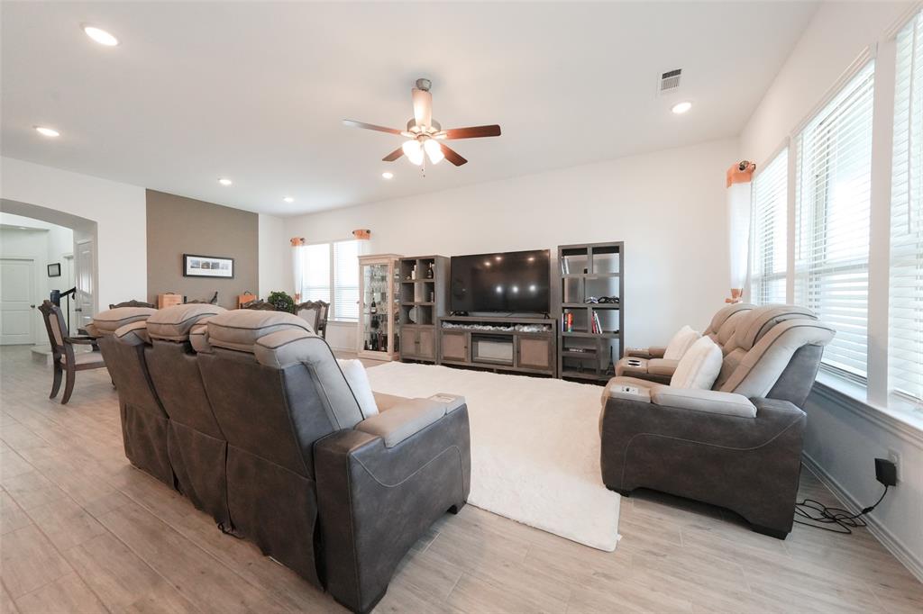1225 Woodflower Drive, Katy, Texas image 11
