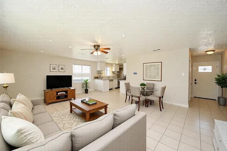 7407 W Fuqua Drive, Missouri City, Texas image 10
