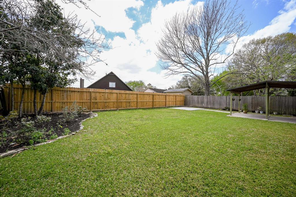 7407 W Fuqua Drive, Missouri City, Texas image 35