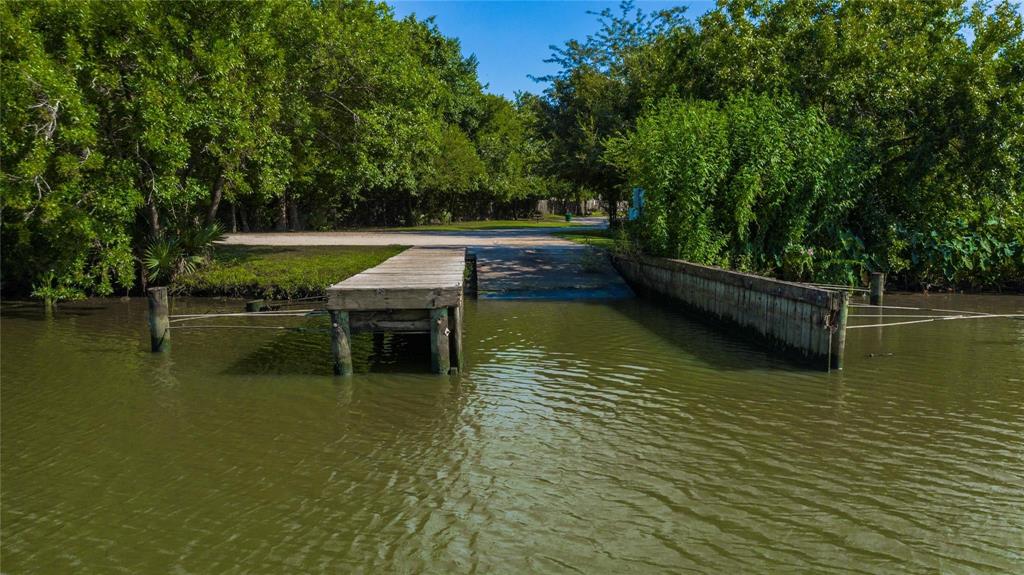 211 Grand Creek Court, League City, Texas image 48