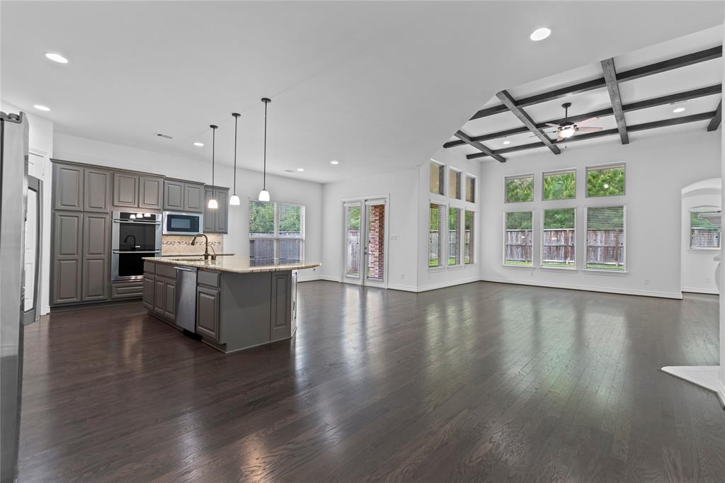 23027 Creek Park Drive, Spring, Texas image 23