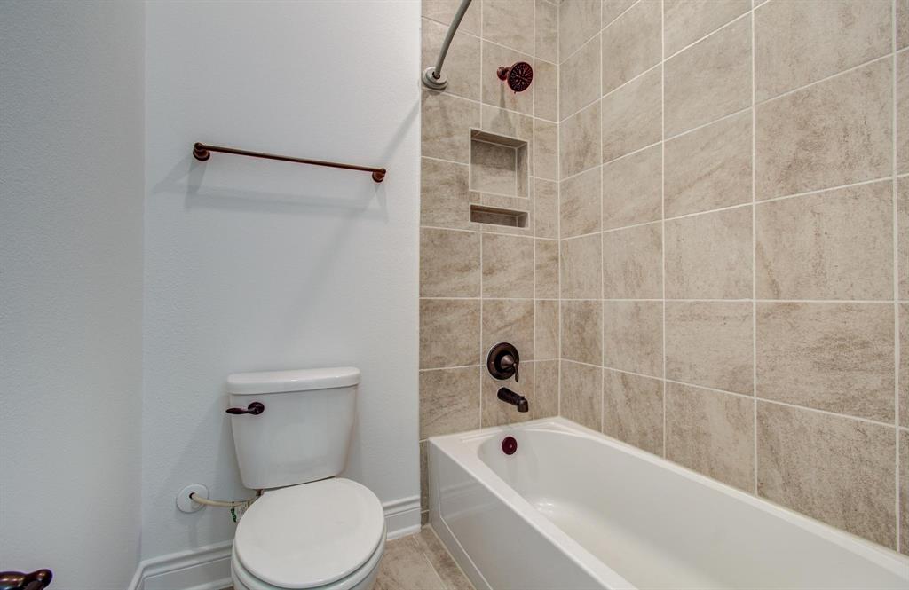 23027 Creek Park Drive, Spring, Texas image 13