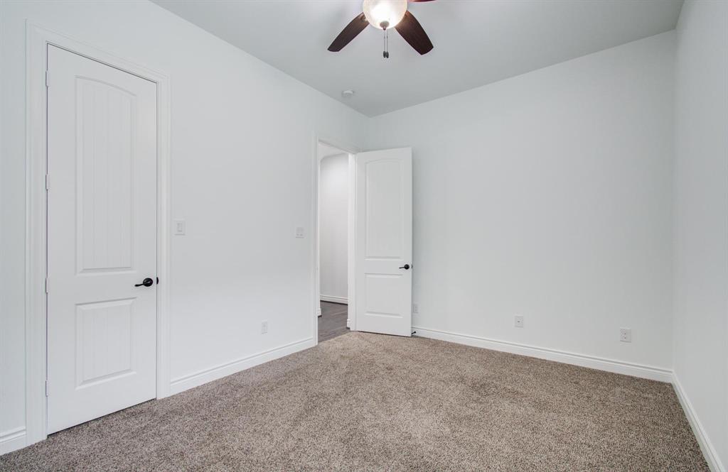 23027 Creek Park Drive, Spring, Texas image 8
