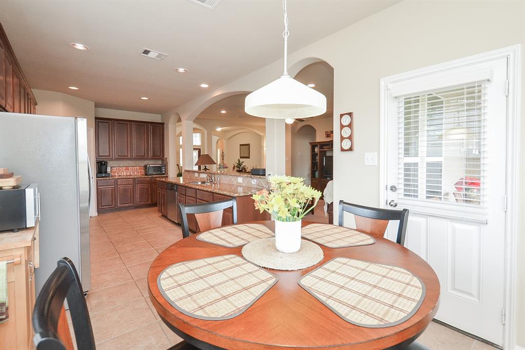 1219 Maple Ace Dr Dr, Katy, Texas image 10