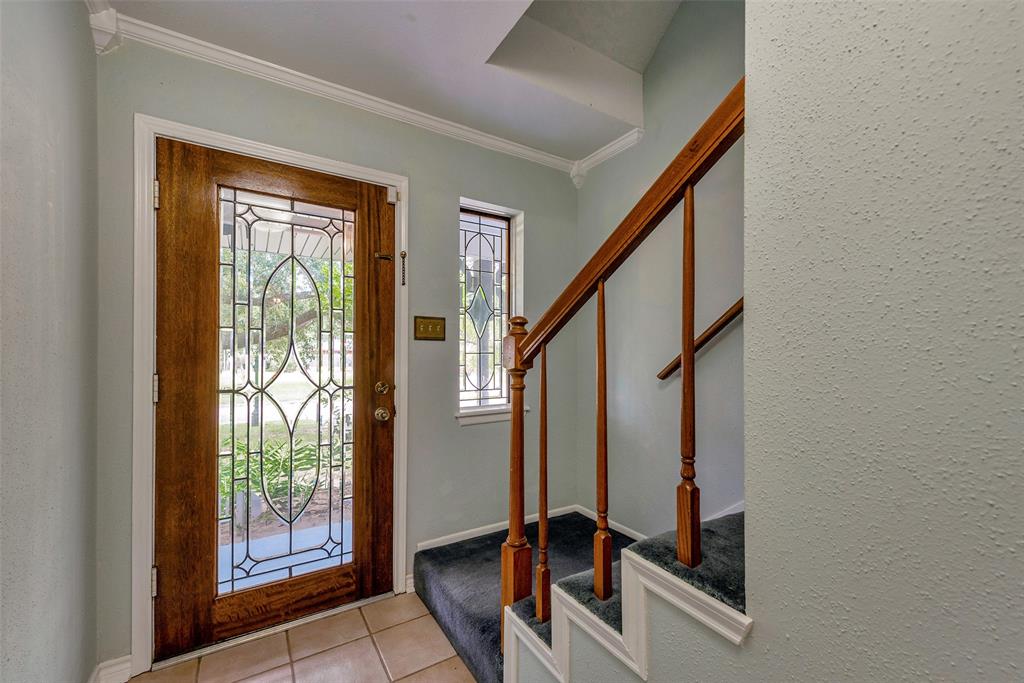 107 Bayou Glen Street
