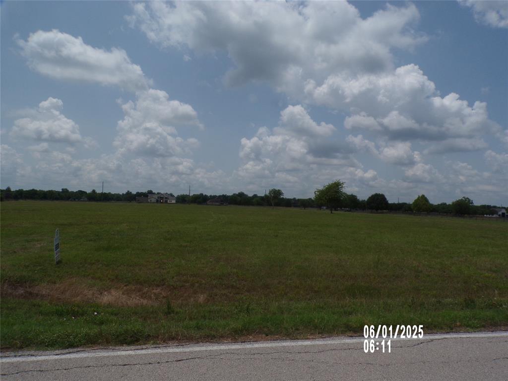 3333 Blue Grass Drive, Richmond, Texas image 5