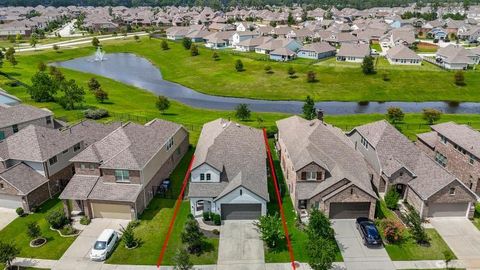 Photo of 15746 Cairnwell Bend Drive, Humble, TX 77346 (MLS # 60113581)