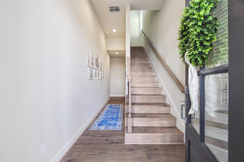 809 Burton Landing Lane, Houston, Texas image 3