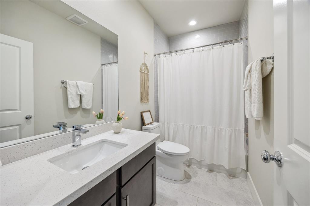 809 Burton Landing Lane, Houston, Texas image 21