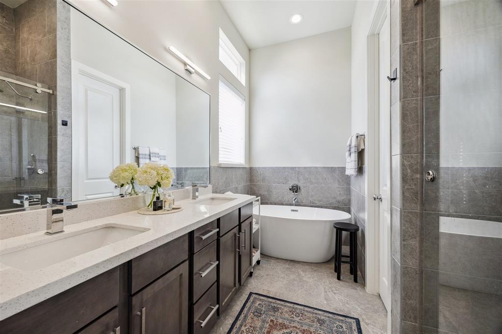 809 Burton Landing Lane, Houston, Texas image 14