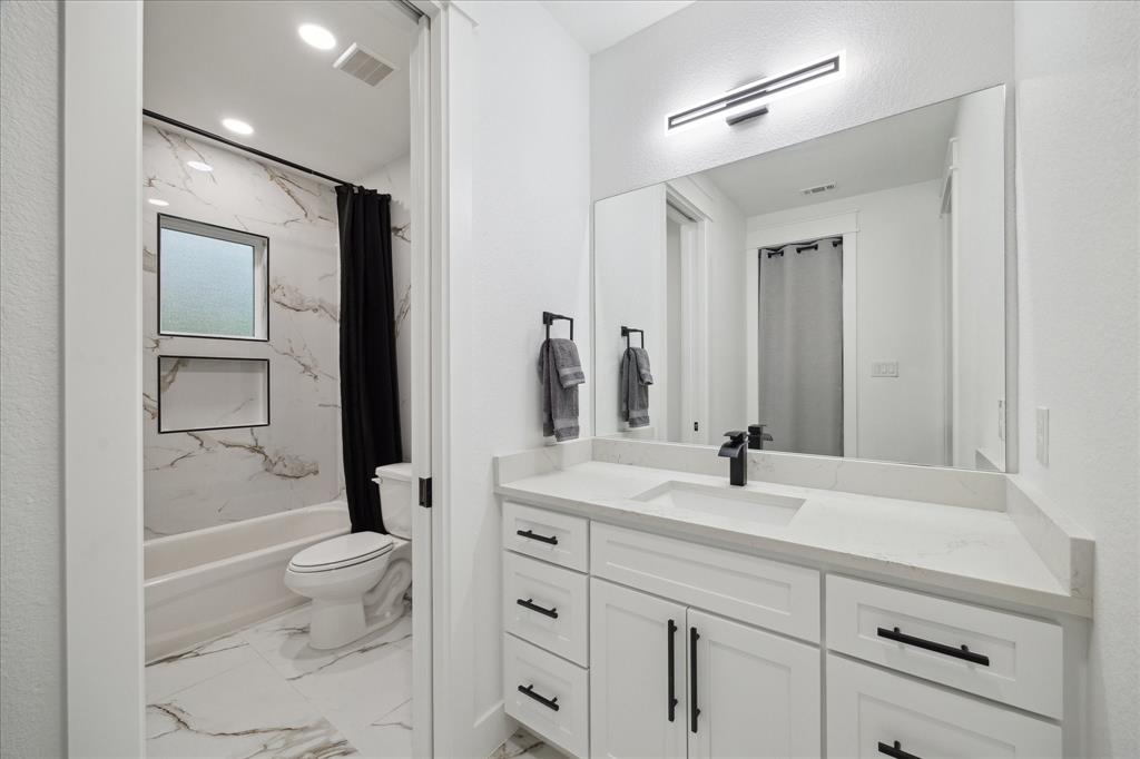 671 Road 6609, Dayton, Texas image 20