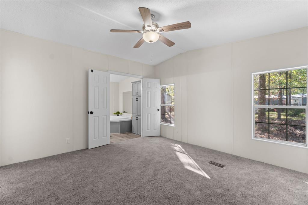 91 Nassau Lane, Point Blank, Texas image 10
