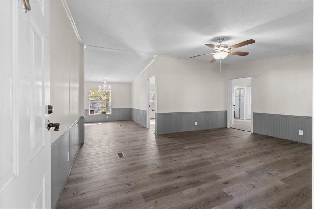 91 Nassau Lane, Point Blank, Texas image 5