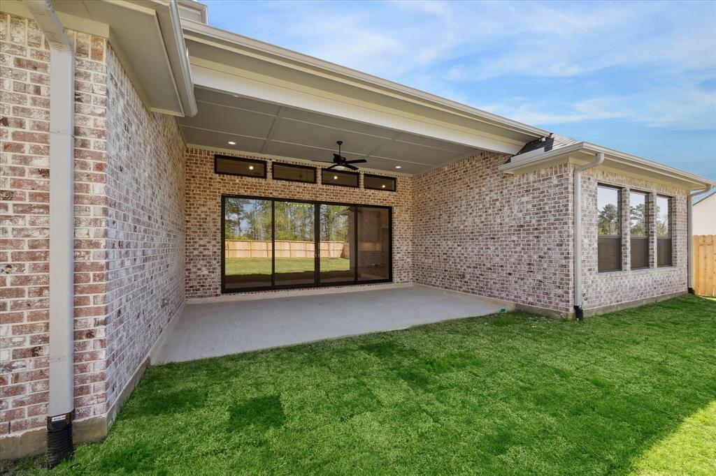 506 Pinabete Forest Ct Court, Conroe, Texas image 6