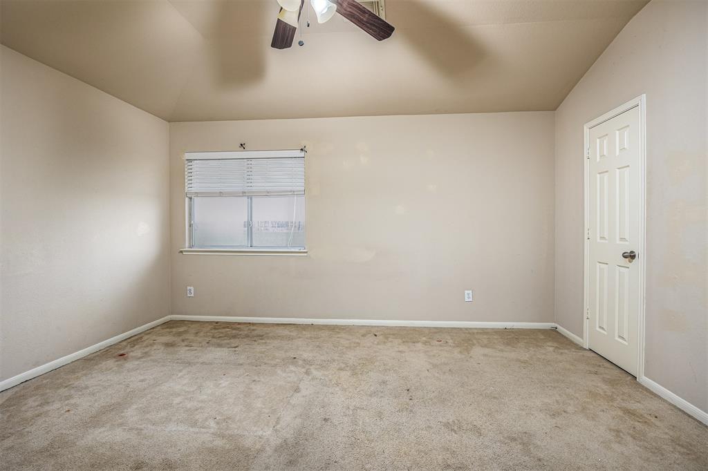 10611 Evergreen Street, Baytown, Texas image 39