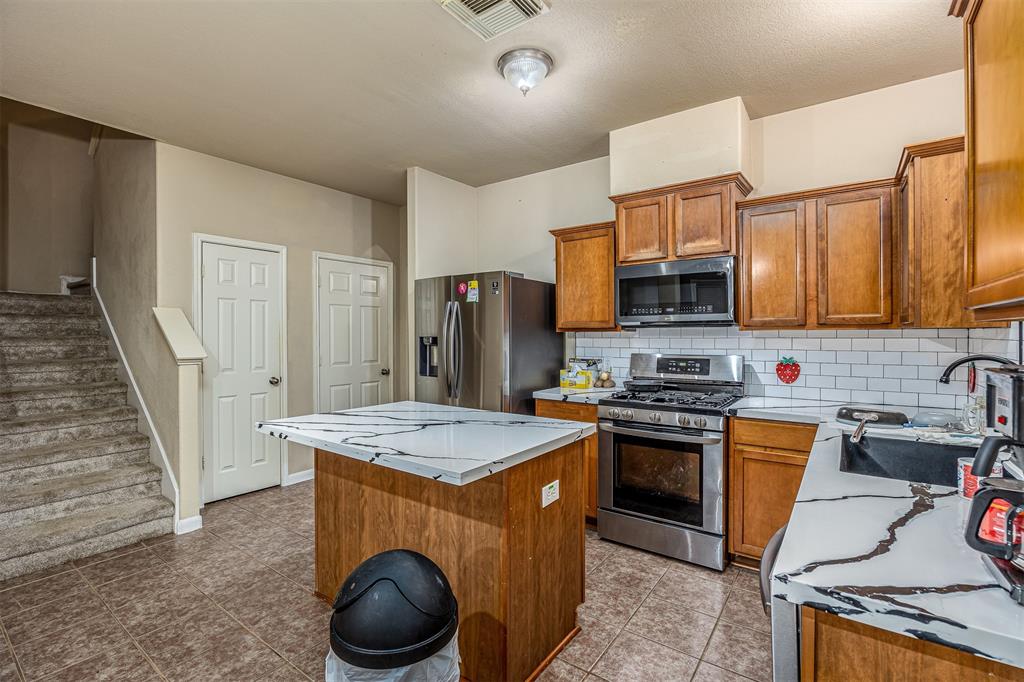 10611 Evergreen Street, Baytown, Texas image 26