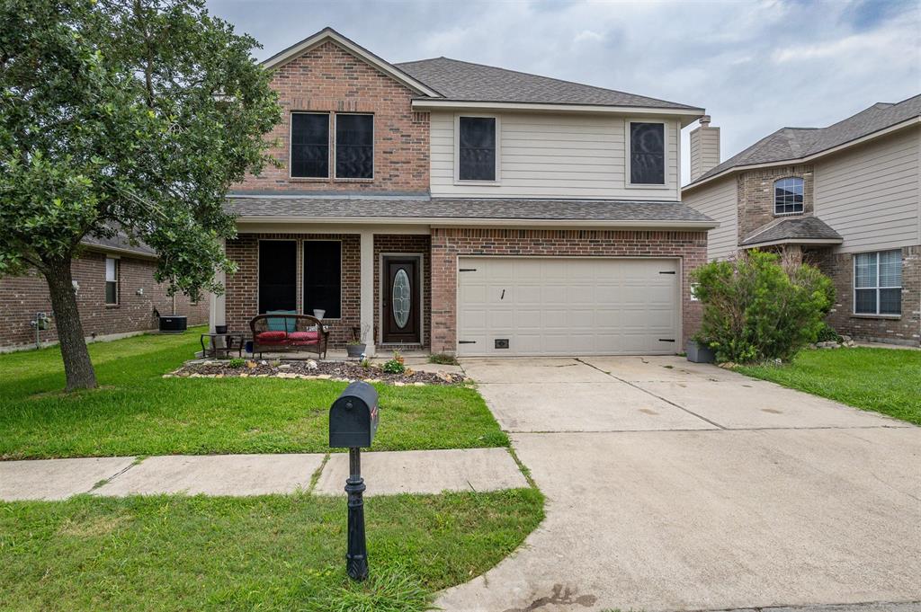 10611 Evergreen Street, Baytown, Texas image 3