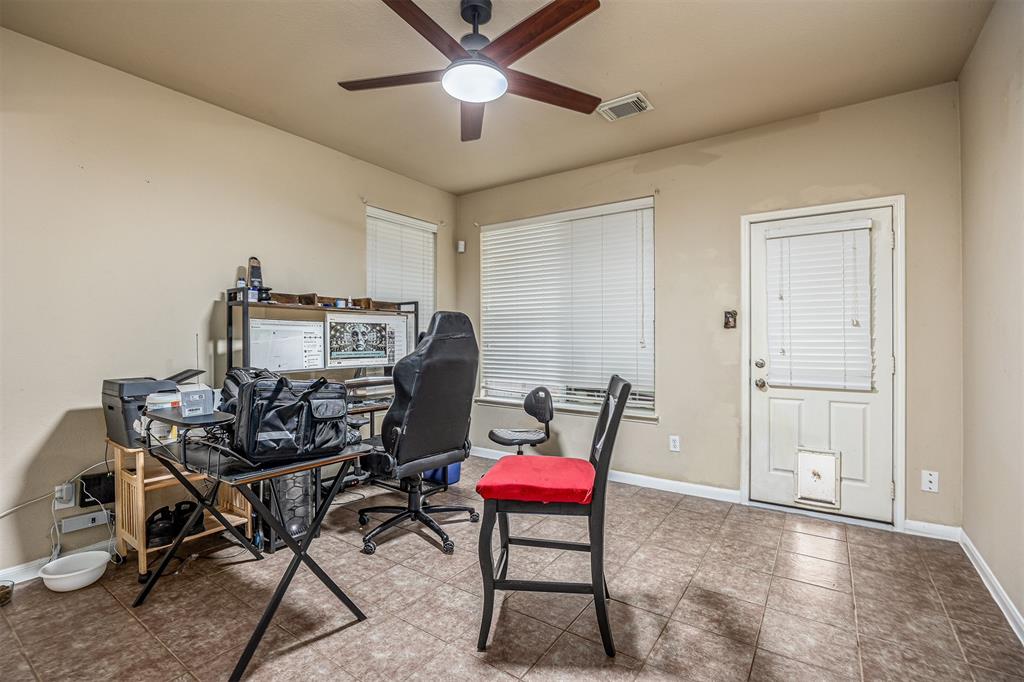 10611 Evergreen Street, Baytown, Texas image 29