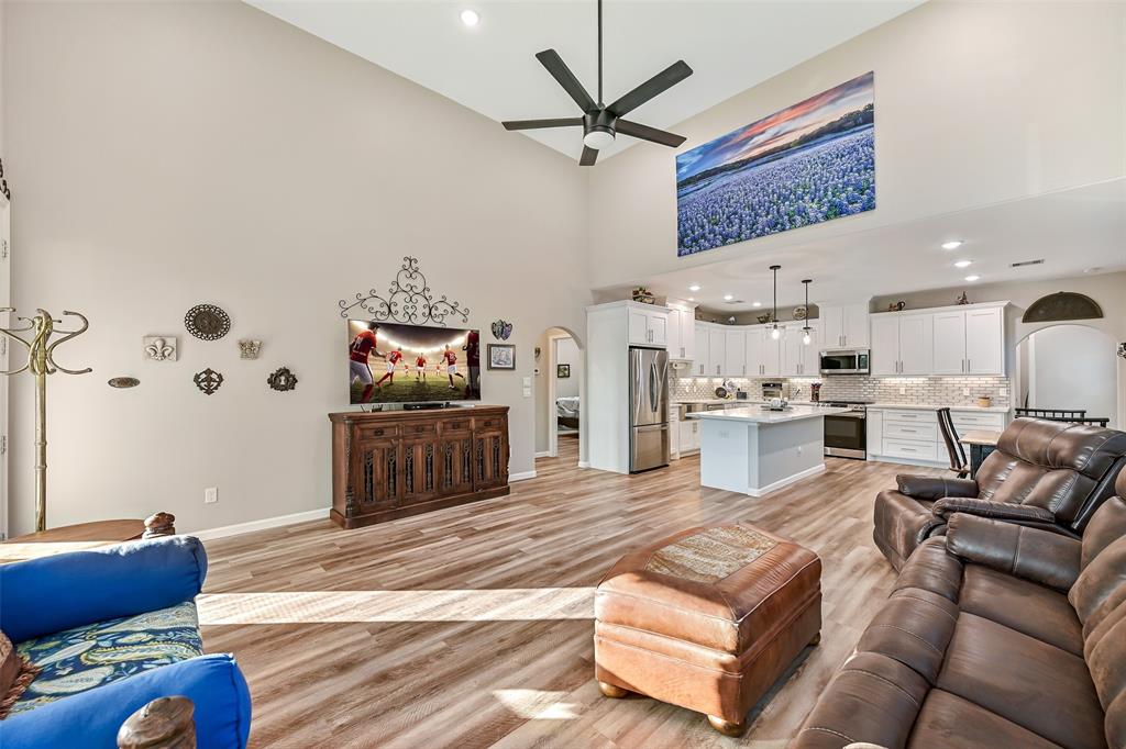 3707 Oakview Street, Bacliff, Texas image 7